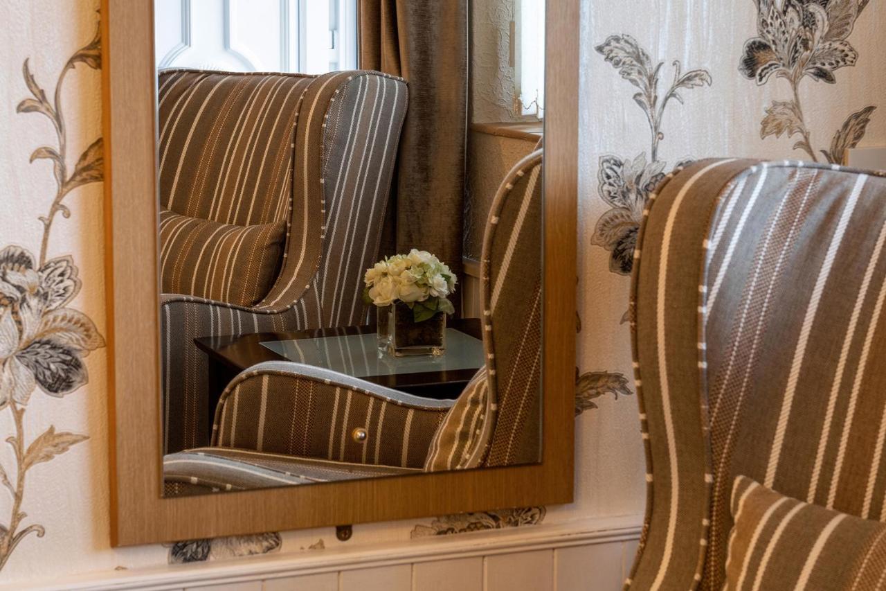 Estuary Lodge Motel B&B Talsarnau Екстер'єр фото
